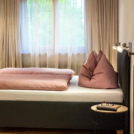 Faustlinghof Апартаменты