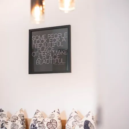 Faustlinghof ザールフェルデン・アム・シュタイナーネン・メアー