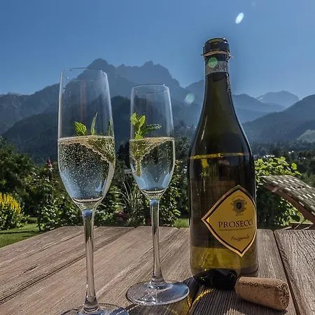 アパート Faustlinghof ザールフェルデン・アム・シュタイナーネン・メアー